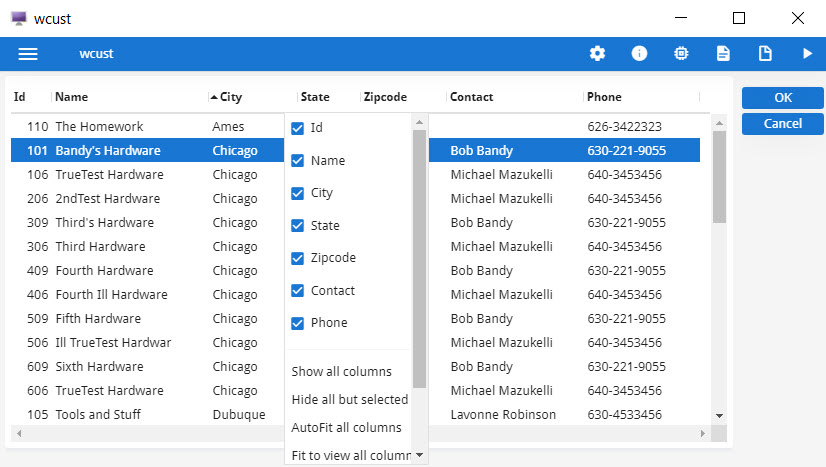 This figure is a screenshot showing data from the customer table displayed as a sortable list using the DISPLAY ARRAY statement.